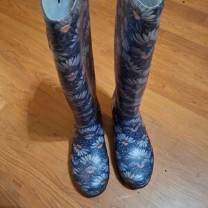 Kamik Women's Daisy Pattern Rain Boots - Navy and White